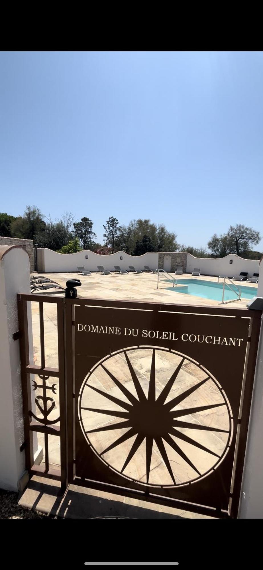 Domaine Du Soleil Couchant Saintes-Maries-de-La-Mer Exterior foto